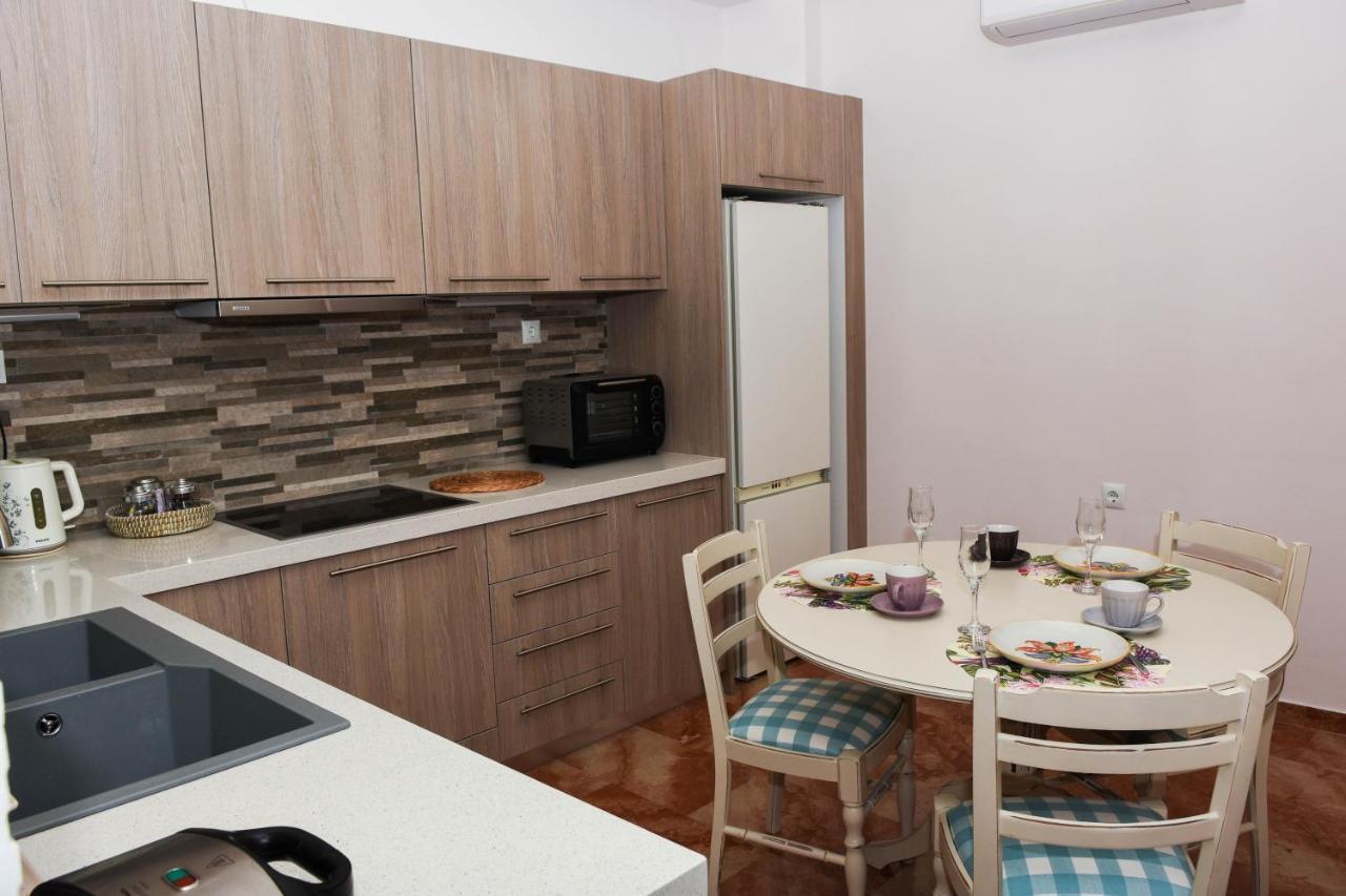 Ferienwohnung Ellis House Agrinio Exterior foto