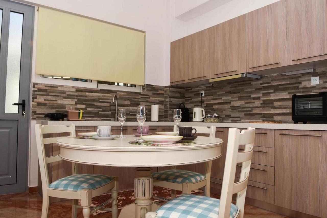Ferienwohnung Ellis House Agrinio Exterior foto